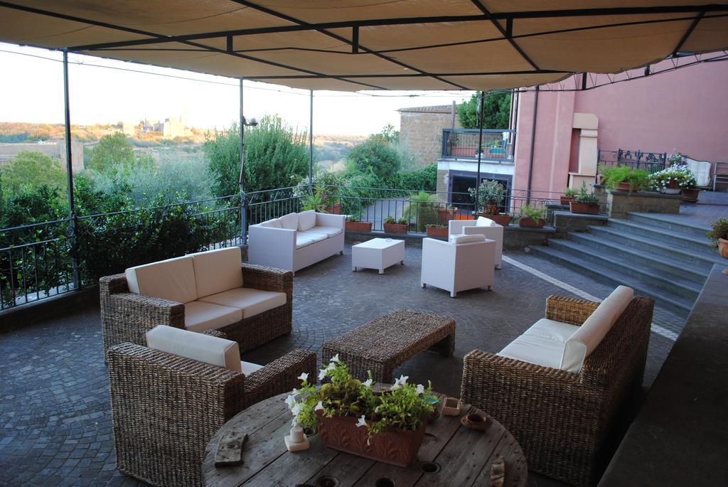 Hotel Tuscania Panoramico Экстерьер фото