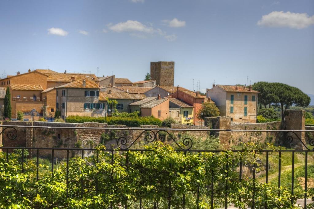 Hotel Tuscania Panoramico Экстерьер фото